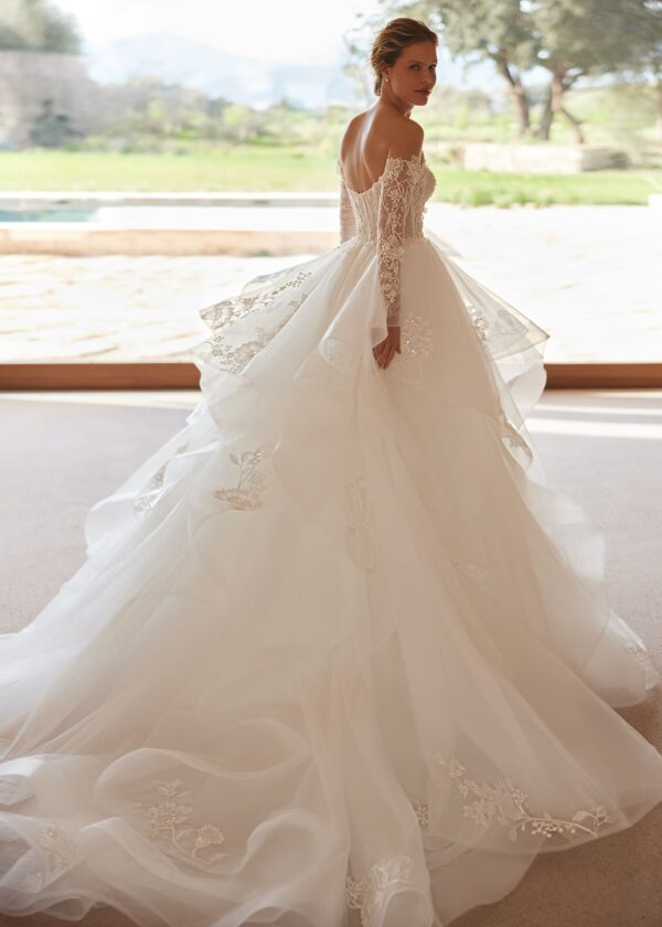 Rochie de mireasa Zendeya